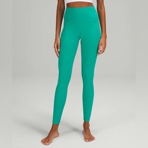 Lululemon size 6 sold out color Maldives Green